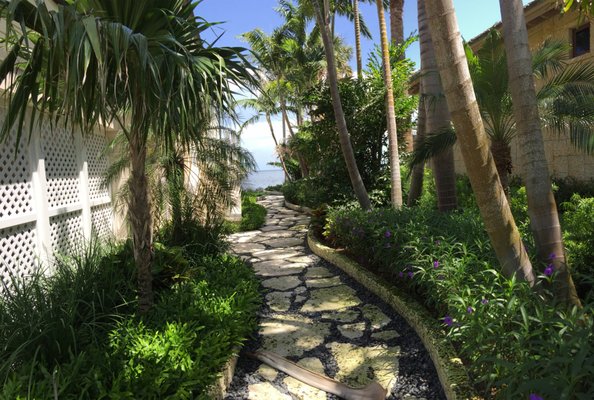Photo of アクエリオン スロット TurfTim Landscape and Design - Miami, FL, US.
